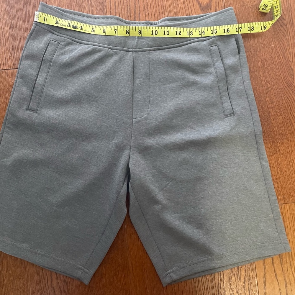 5 Pairs of active lounge shorts - Picture 3 of 11